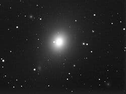 Эллиптическая галактика M49